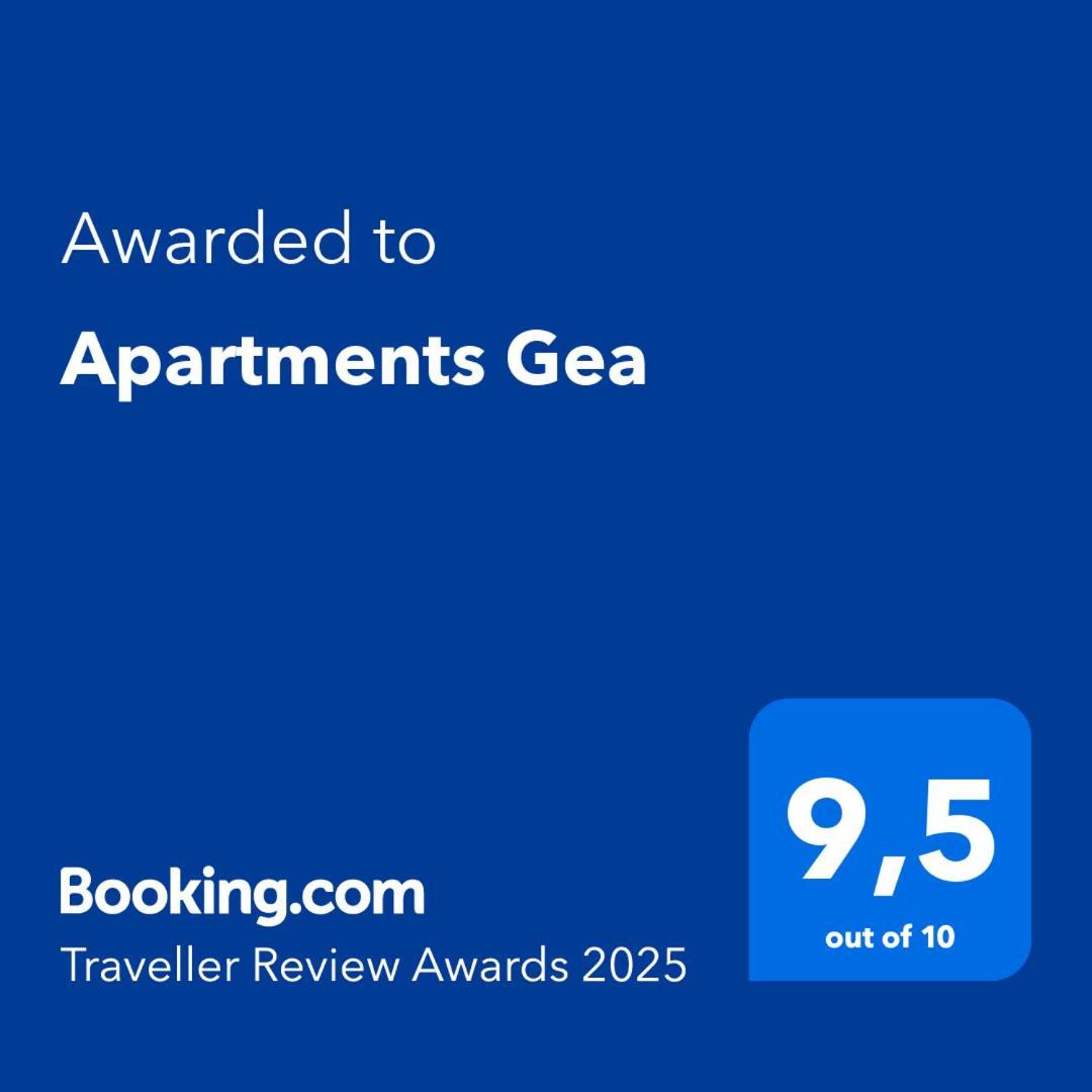 Apartments Gea Lucija Bagian luar foto