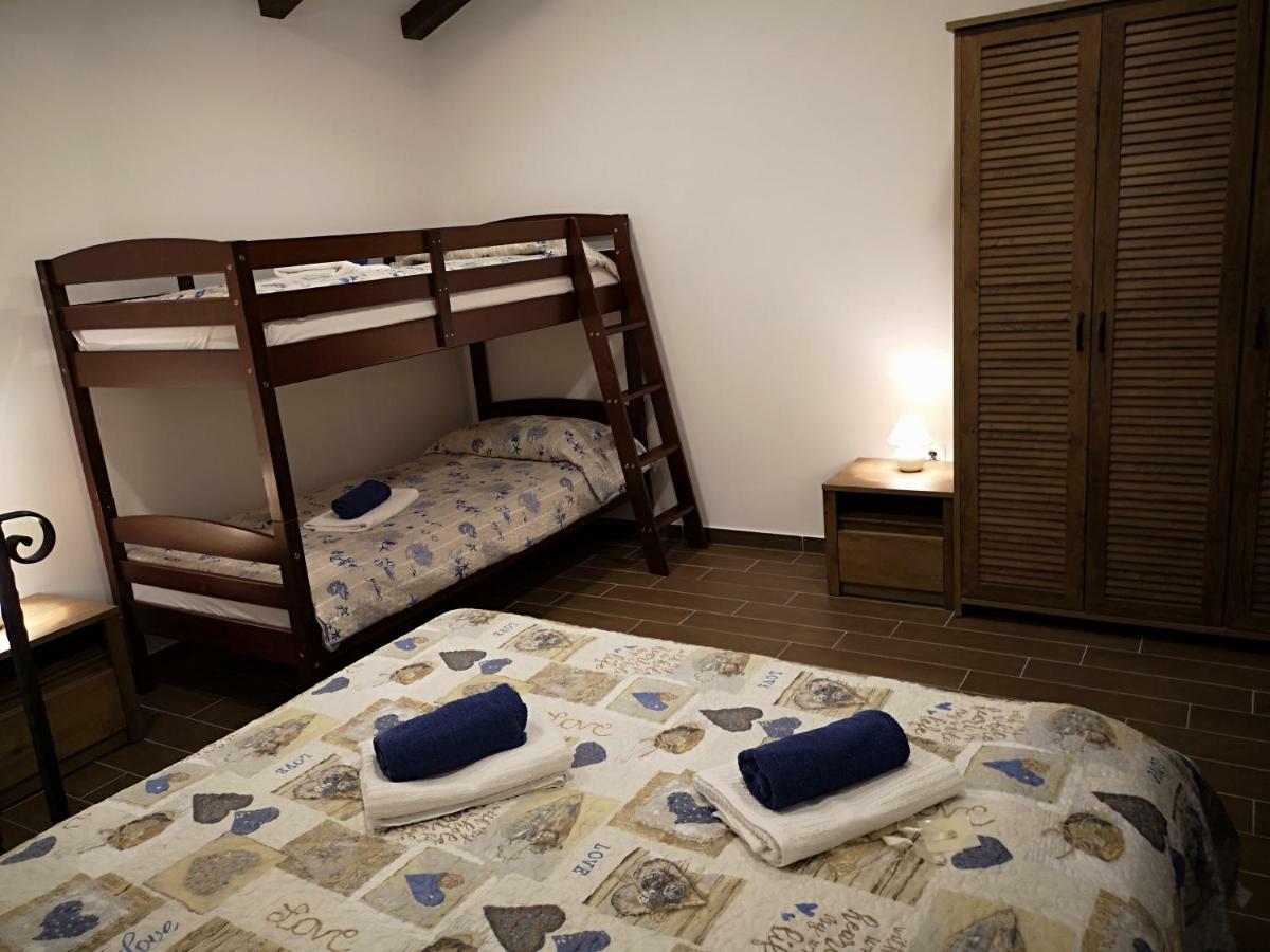 Apartments Gea Lucija Bagian luar foto