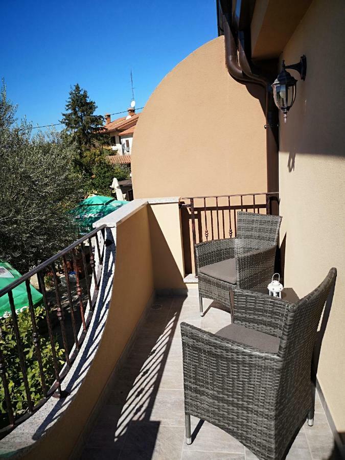 Apartments Gea Lucija Bagian luar foto