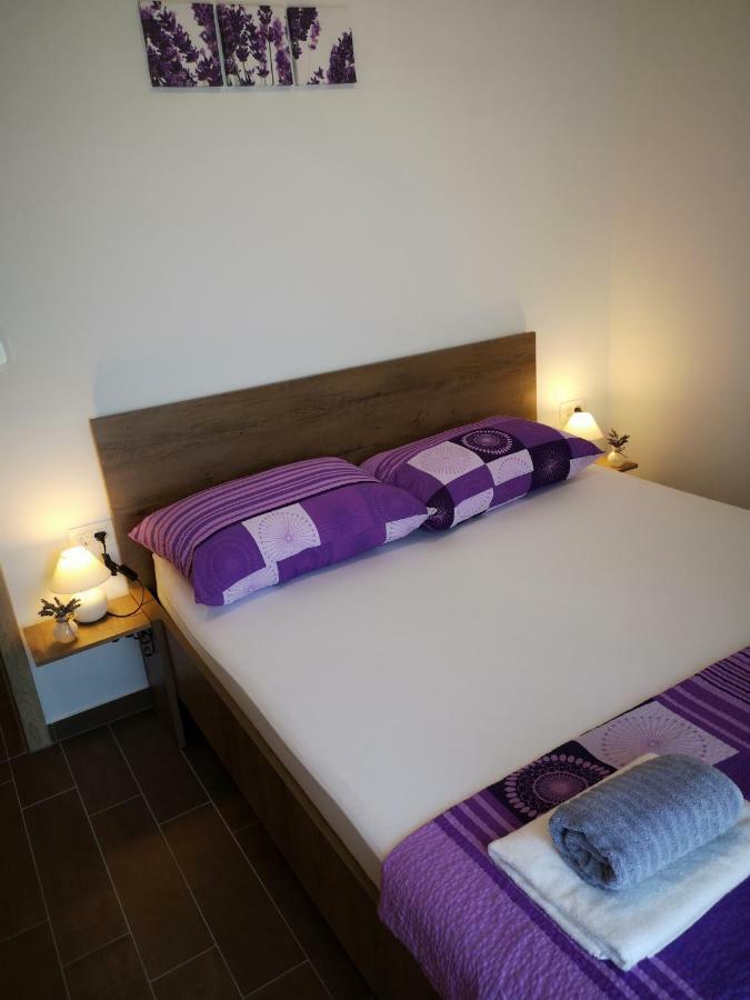 Apartments Gea Lucija Bagian luar foto